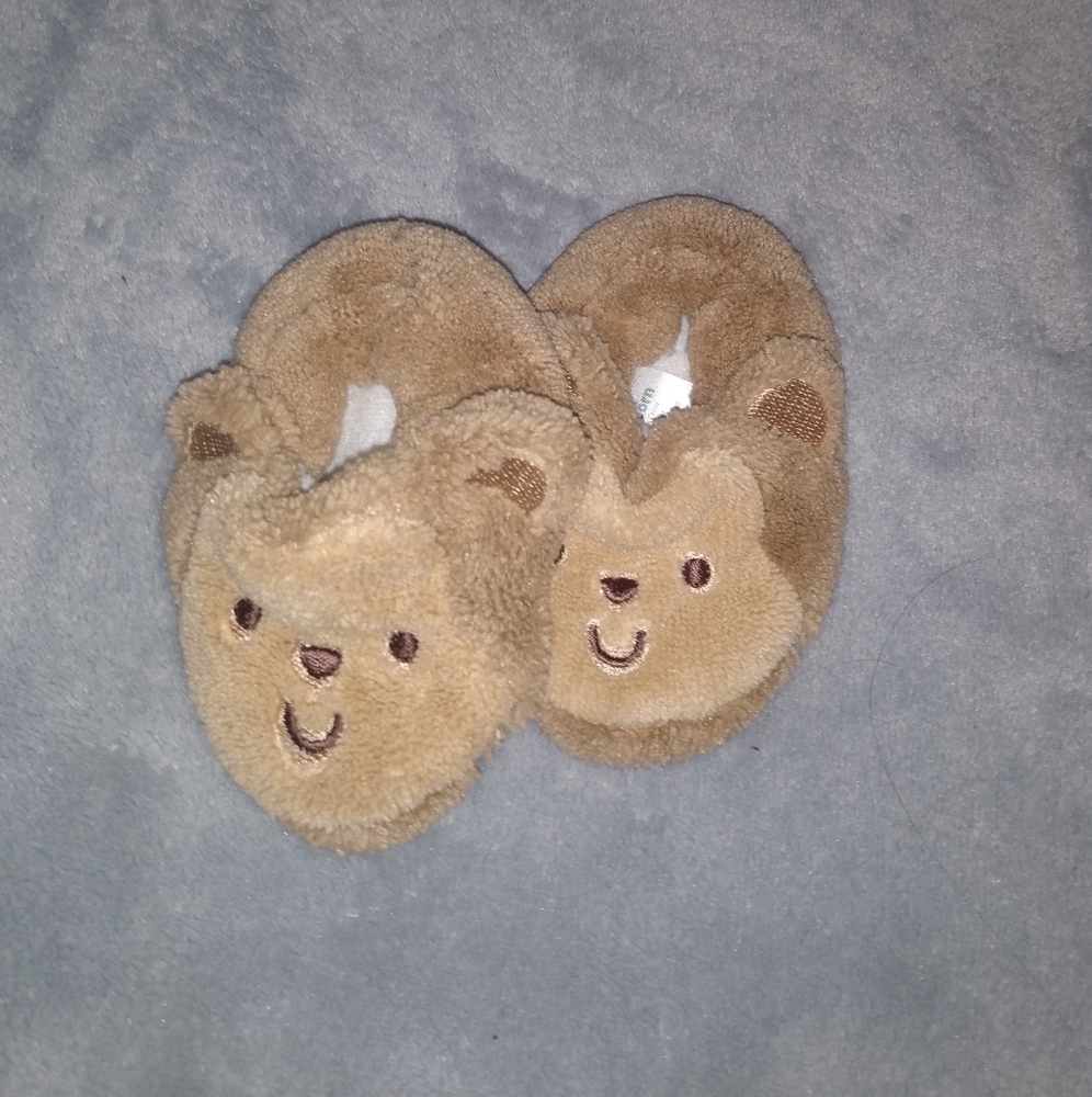 NB monkey slippers